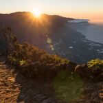 ¿Viajas a Canarias este verano? Descubre las cuatro rutas de senderismo que harán inolvidable tu viaje a las Islas