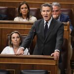 Feijóo celebra que la Justicia ordene investigar si hubo conflicto de intereses de Sánchez en el rescate de Air Europa