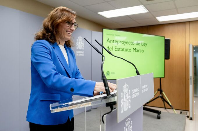 La ministra de Sanidad, Mónica García