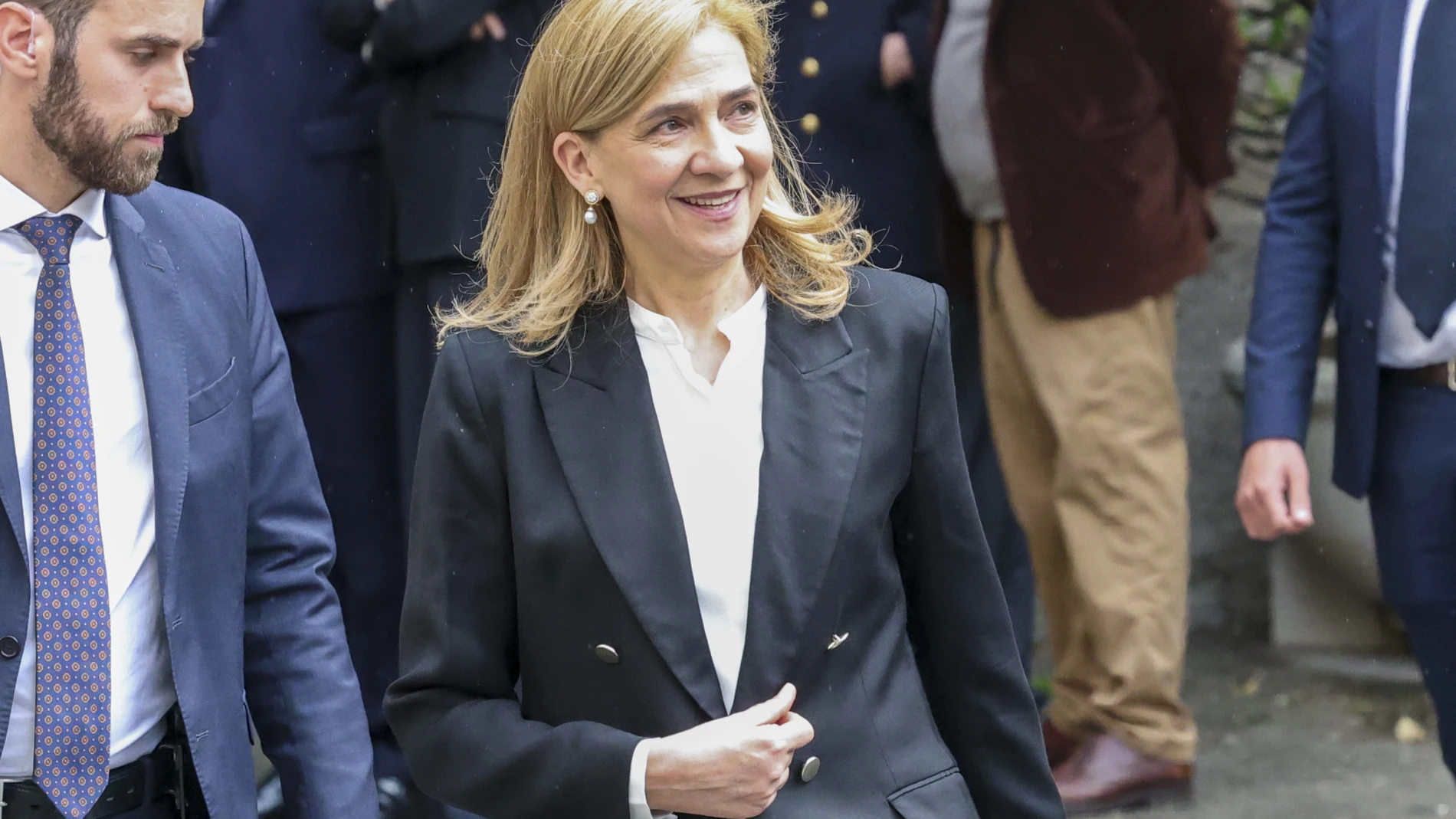 Repasamos el estilo de la Infanta Cristina al cumplir 60 años.
