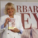 La actriz Bárbara Rey presenta sus memorias 'Yo, Bárbara', en las que cuenta la historia de su vida en primera persona