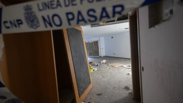 Vecinos denuncian la ocupación de un hotel abandonado en Tenerife convertido en alojamiento clandestino: "Venden habitaciones por 3.000 euros"