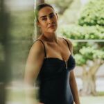 Vicky Martín Berrocal en bañador.