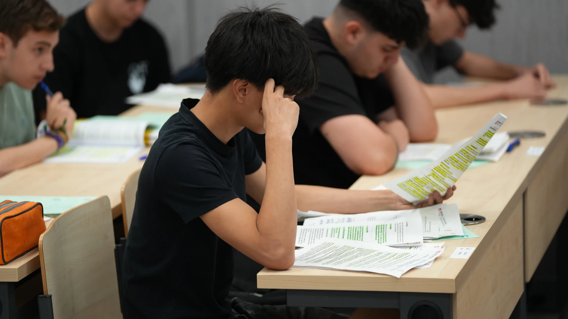 Imágenes de la primera jornada de la Prueba de Acceso a la Universidad en Andalucía.MARÍA JOSÉ LÓPEZ / EUROPA PRESS03/06/2025