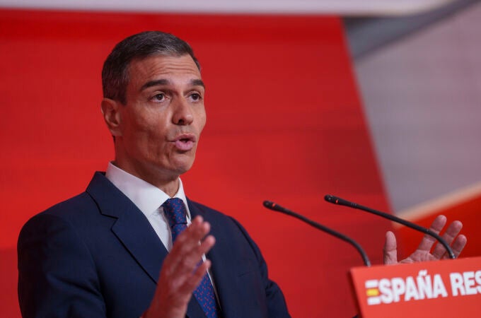 Pedro Sánchez en la sede de Ferraz . David Jar