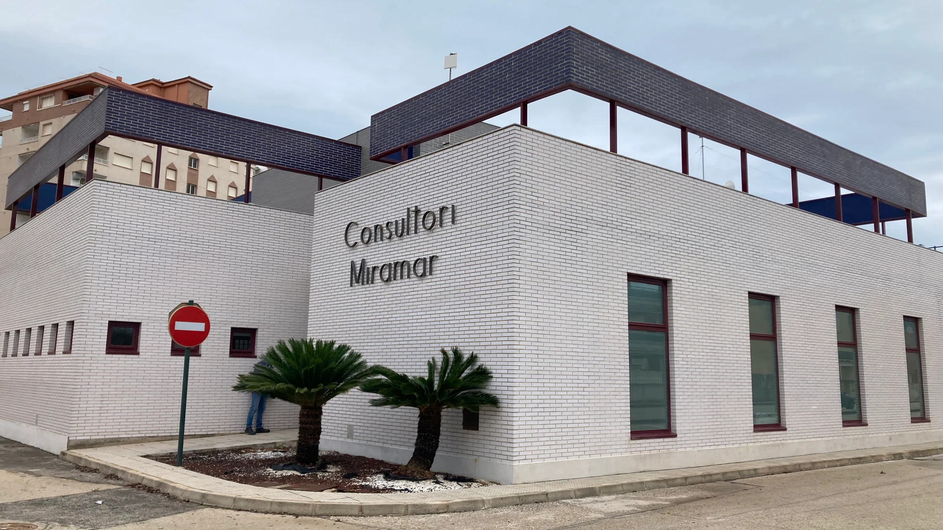 Sanidad abre este verano seis consultorios auxiliares más que en 2024 en zonas de playa de la Comunitat
