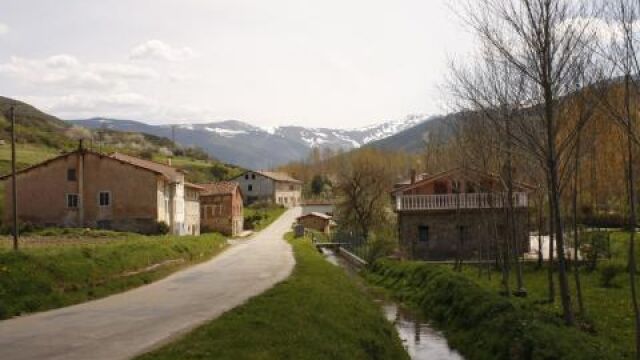 Vista de Santa Cruz del Valle Urbión, localidad en la que han encontrado el cadáver de la mujer con signos de violencia