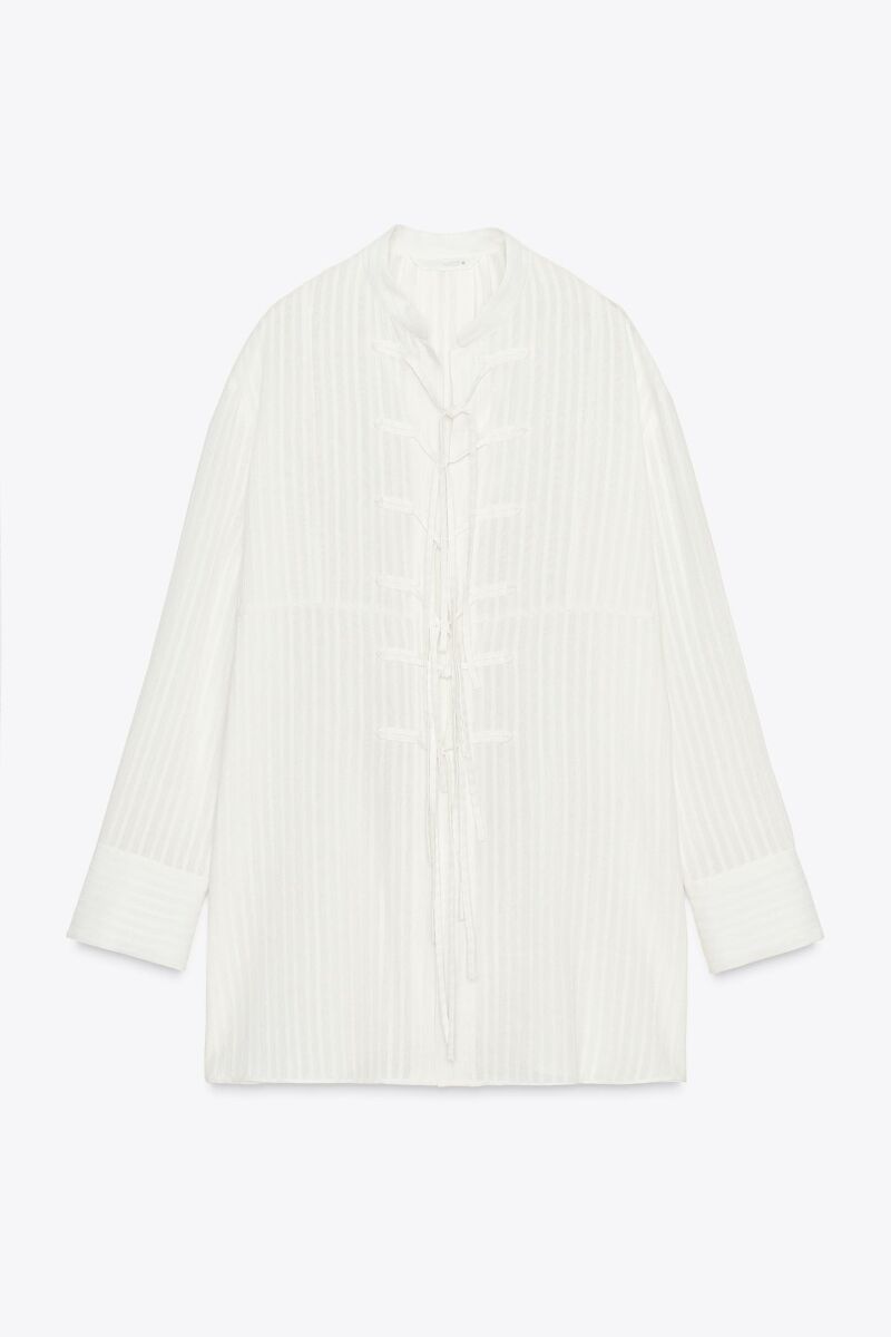 Camisa asiática.
