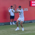Alcaraz, en Londres tras desconectar en Ibiza y con un 24-3 favorable en hierba
