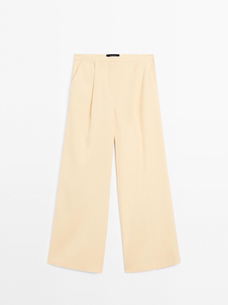 Pantalones de pinzas.