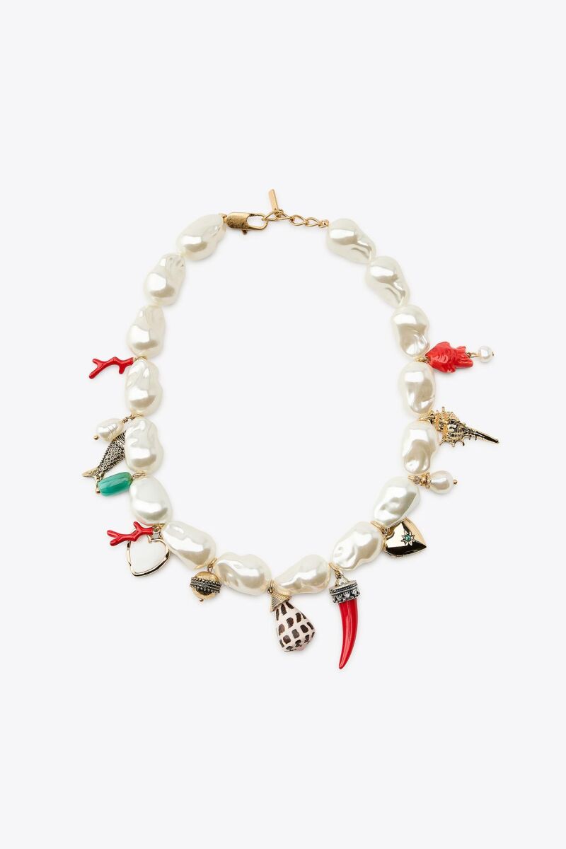 Collar de abalorios.