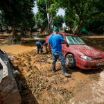 Rescatadas 10 personas y carreteras cortadas tras tormentas en zonas de Zaragoza y Teruel