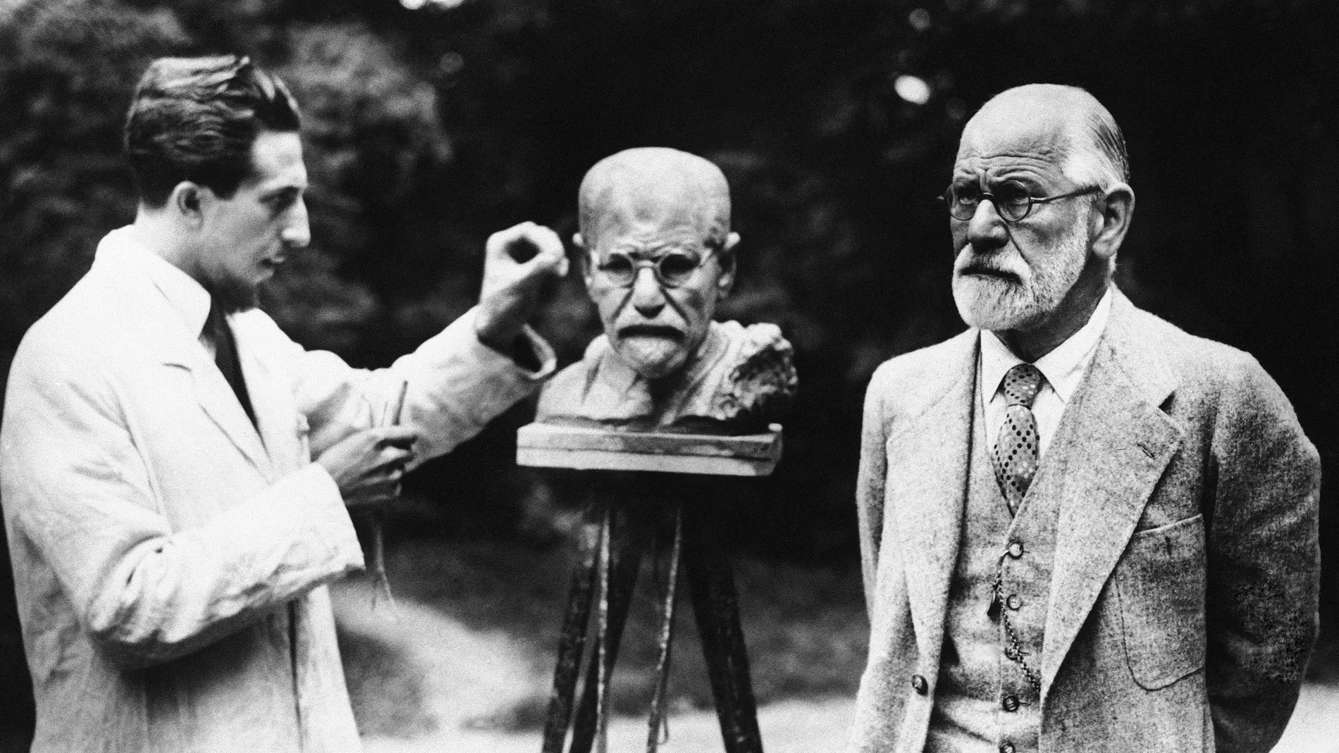 Sigmund Freud, father of psychoanalysis, as he poses for sculptor Oscar Nemon in Vienna.