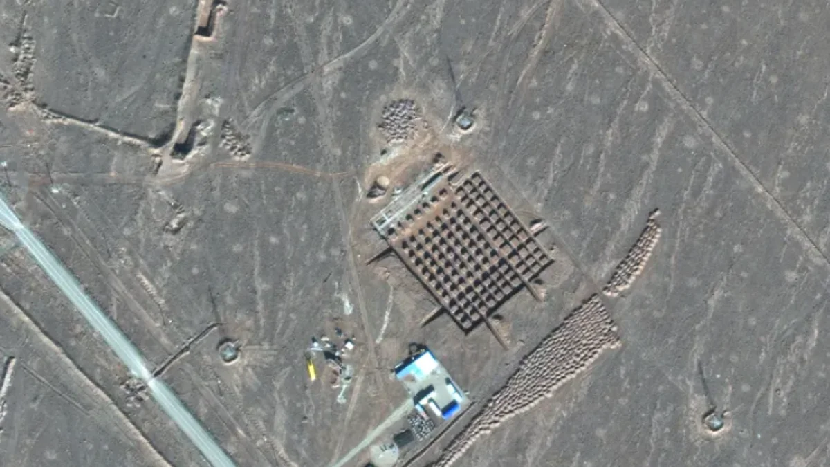 asi-fordow-montana-nuclear-irani-que-enrique-uranio-enterrada-medio-kilometro-profundidad_96