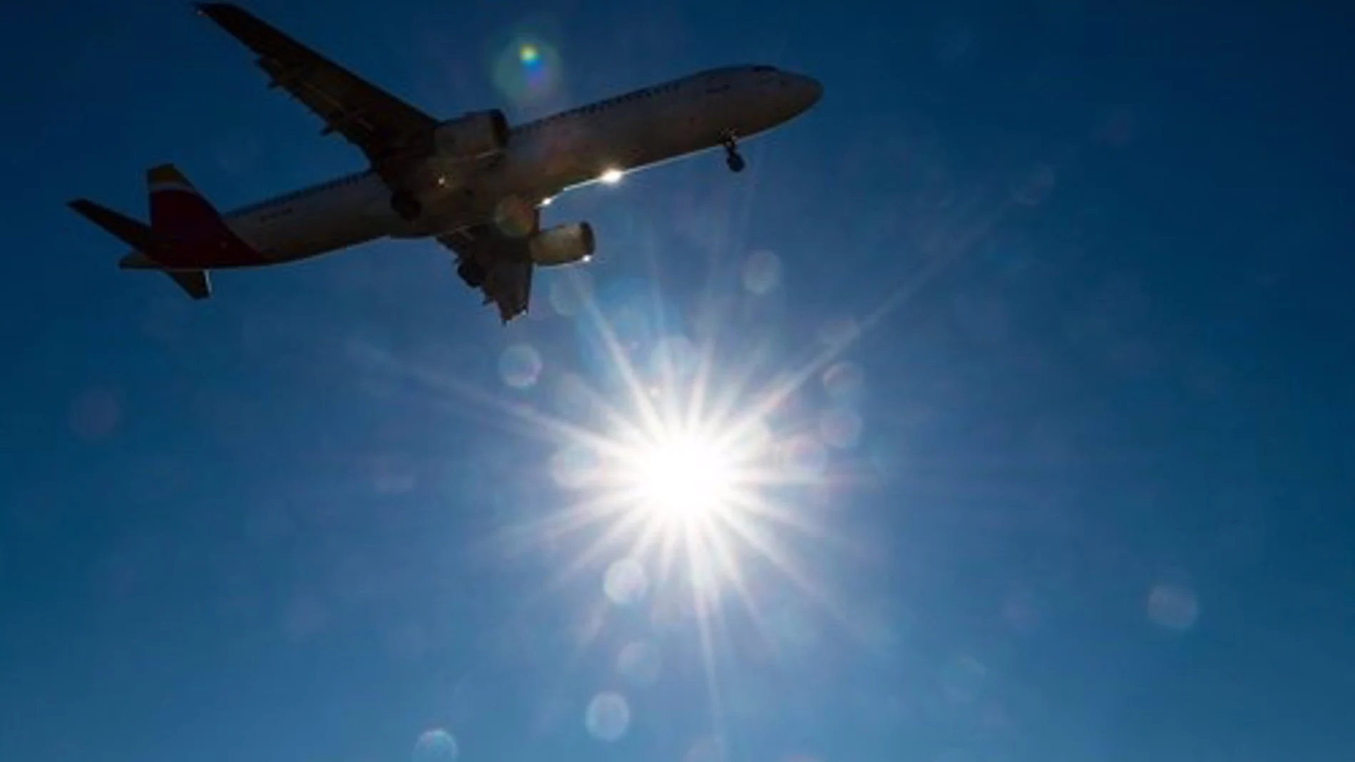 Economía.- Los ciberataques al sector aéreo se multiplican por siete en un año, según Thales