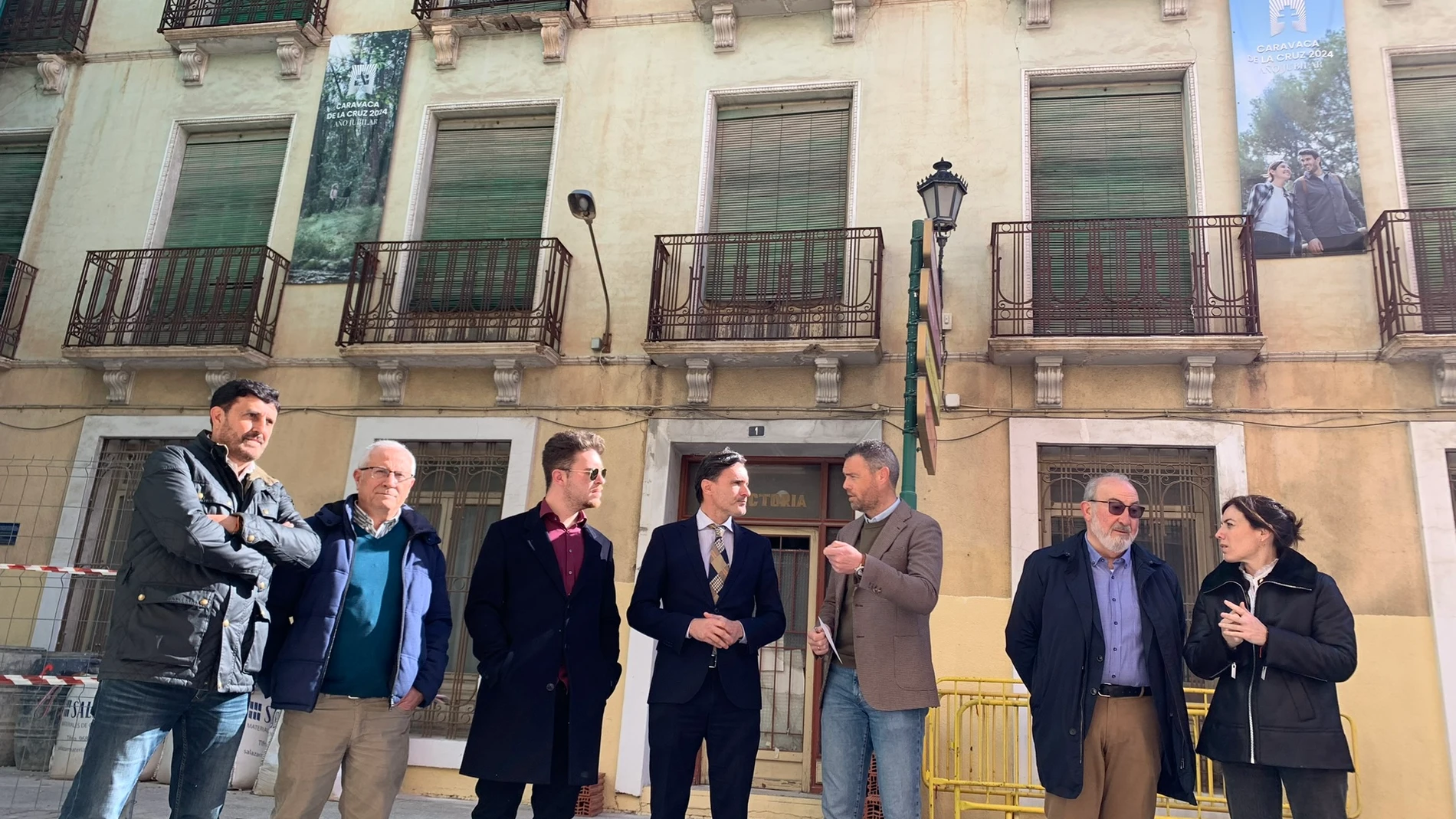 El consejero García Montoro junto al alcalde de Caravaca de la Cruz, José Francisco García