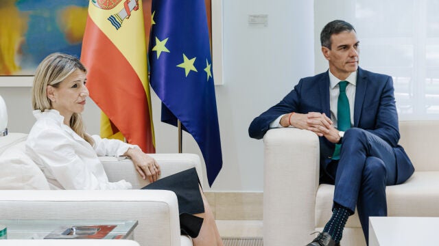 Pedro Sánchez y Yolanda Díaz se reúnen tras la crisis por el caso de Santos Cerdán