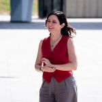 Ayuso participa en la toma de posesión del nuevo rector de la Universidad Rey Juan Carlos 