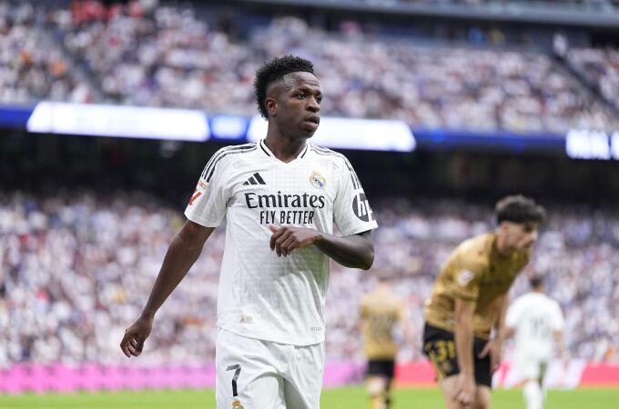 MADRID.-El Real Madrid afirma que "seguirá trabajando" para "erradicar cualquier comportamiento racista en el deporte"