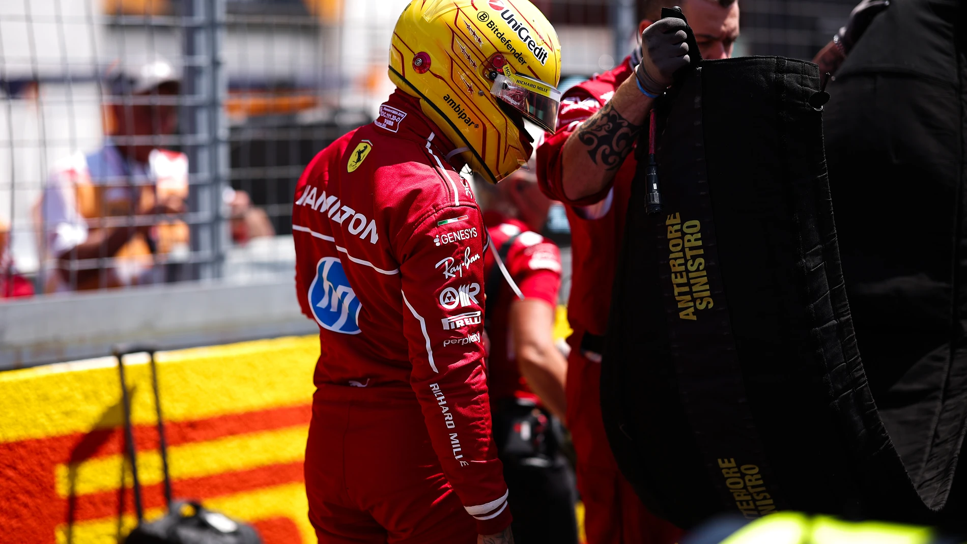 HAMILTON Lewis (gbr), Scuderia Ferrari SF-25, portrait during the Formula 1 Pirelli Grand Prix du Canada 2025, 10th round of the 2025 FIA Formula One World Championship from June 14 to 16, 2025 on the Circuit Gilles Villeneuve, in Montréal, Canada - Photo Eric Alonso / DPPI AFP7 15/06/2025 ONLY FOR USE IN SPAIN