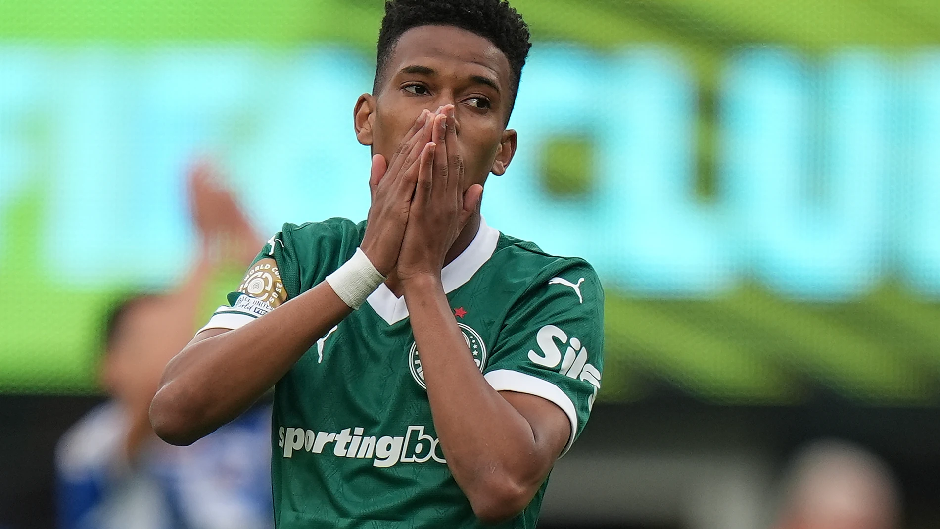 Palmeiras' Estevao reacts during the first half of a Club World Cup group A soccer match against FC Porto, Sunday, June 15, 2025, in East Rutherford, N.J. (AP Photo/Frank Franklin II)