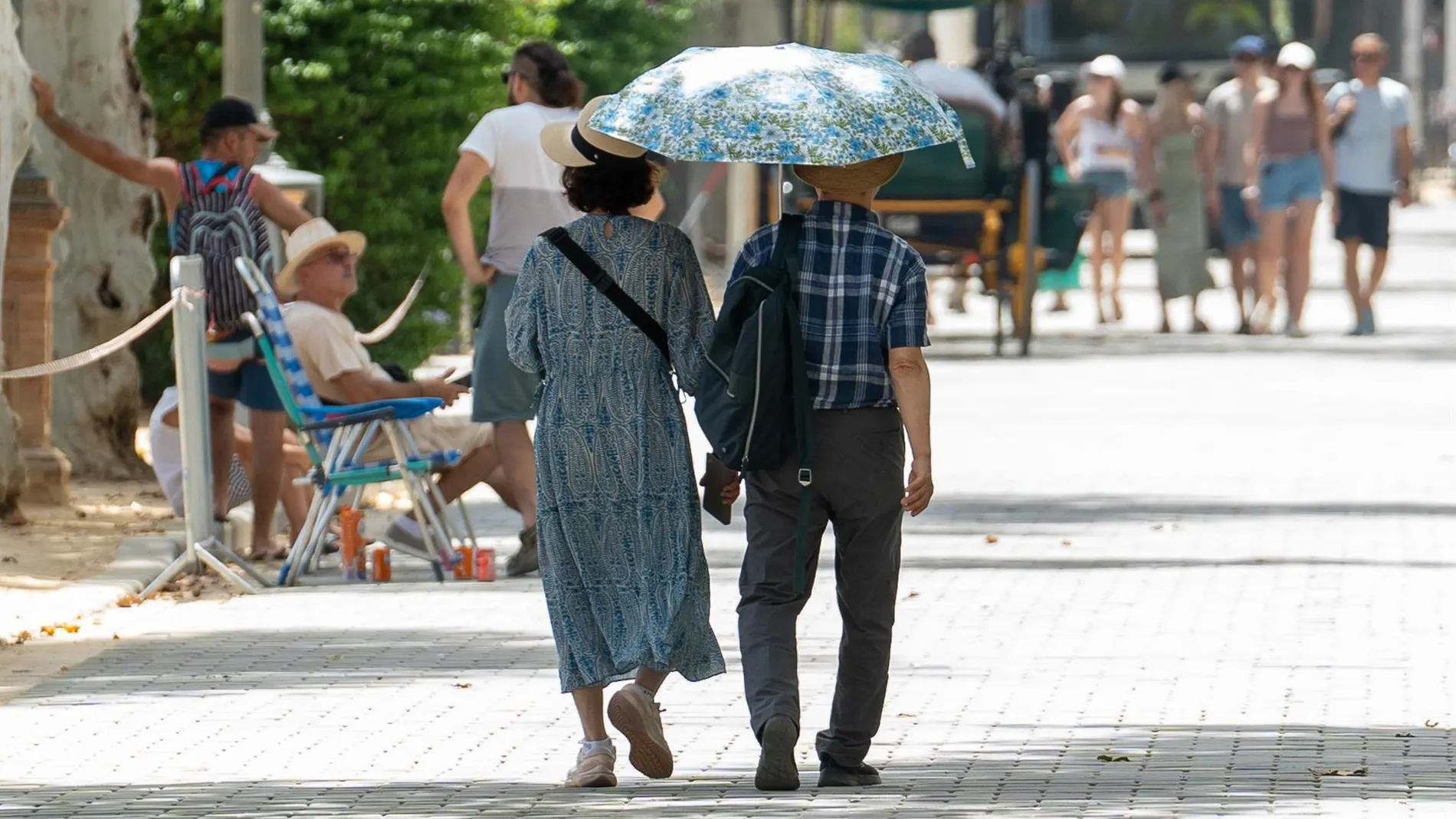 MURCIA.-Más de la mitad de España estará mañana en aviso por tormentas y calor, con nivel naranja en el suroeste peninsular