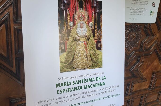 Retirada la imagen de la Virgen Macarena del culto por labores de conservación