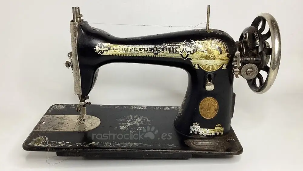Singer 15