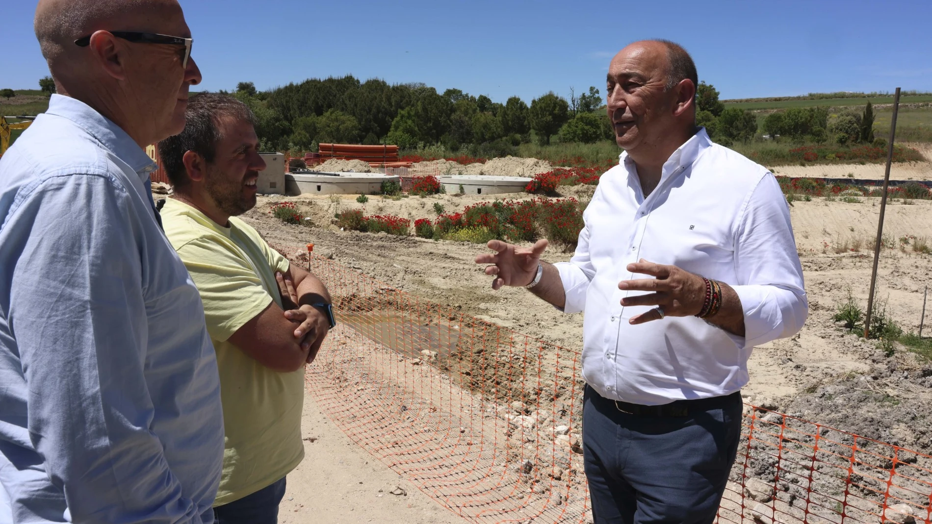 Miguel Ángel de Vicente durante una visita a Fuentesauco