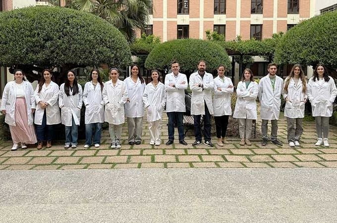 El grupo de investigación de la UCV que lidera Ángel Serrano 