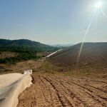 La Generalitat reutiliza tierra de la dana para sellar el vertedero de Basseta Blanca en Riba-roja de Túria (Valencia)