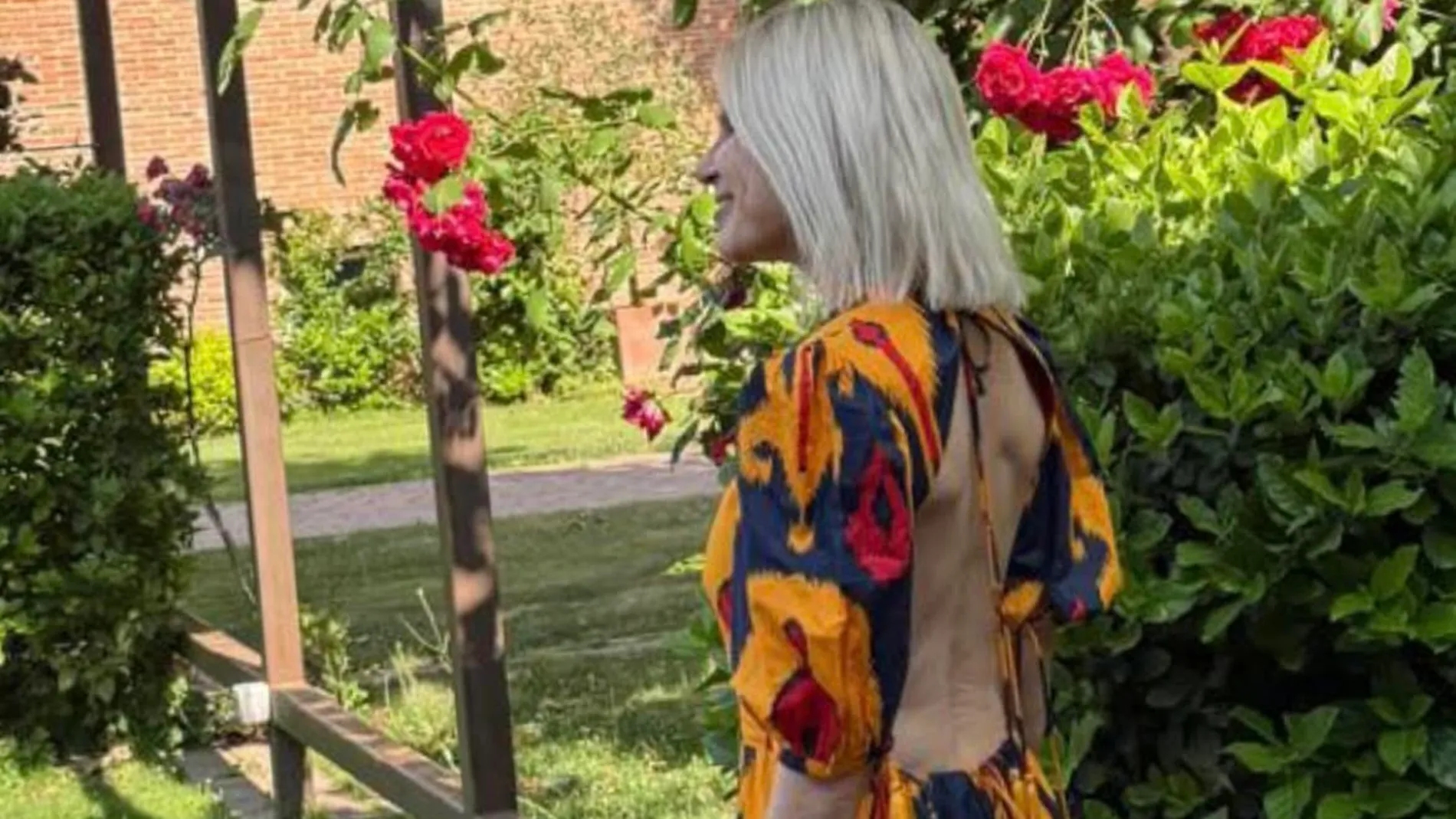 Eugenia Martínez de Irujo con vestido estampado.