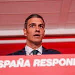 Pedro Sánchez en la sede de Ferraz tras la reunión de la ejecutiva . David Jar
