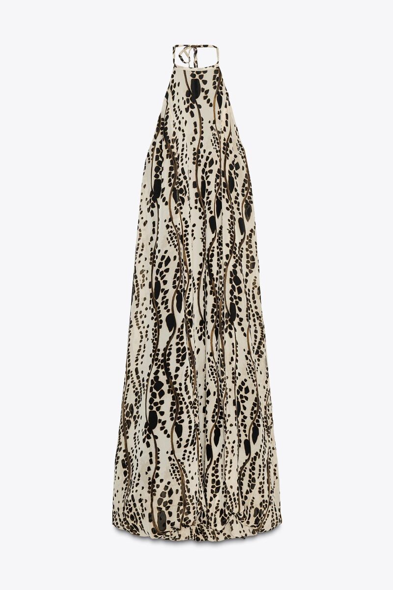 Vestido cuello halter.