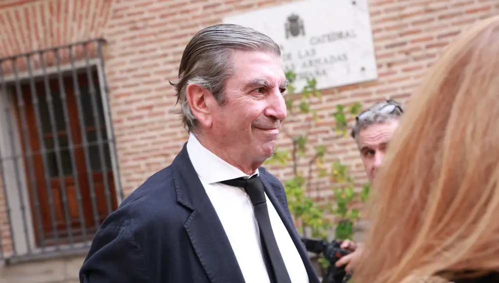 José Manuel Díaz-Patón en el funeral de Francisco de Borbón