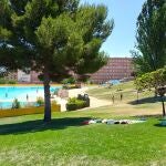 Así es la 'playa' de Madrid abierta para verano y a 30 minutos del centro: con chiringuito, arena y agua salada
