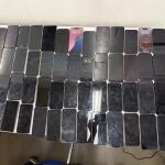Teléfonos móviles recuperados tras ser robados durante la celebración del festival Sónar