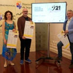 El vicepresidente de la Diputación, José María Bravo; el concejal Juan Carlos Monroy; y la directora de la Fundación Juan de Borbón, Noelia Gómez, presentar la programación de '921 Distrito Musical' 