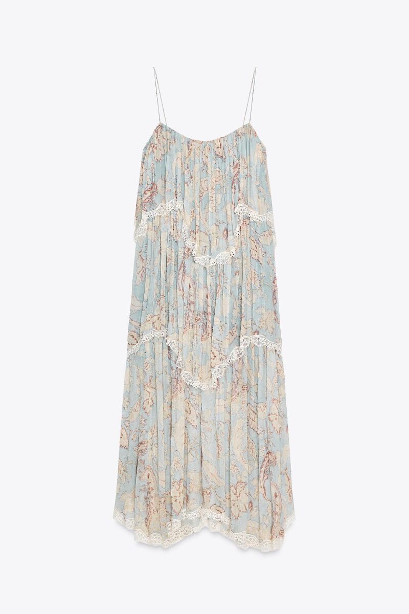 Vestido de volantes.