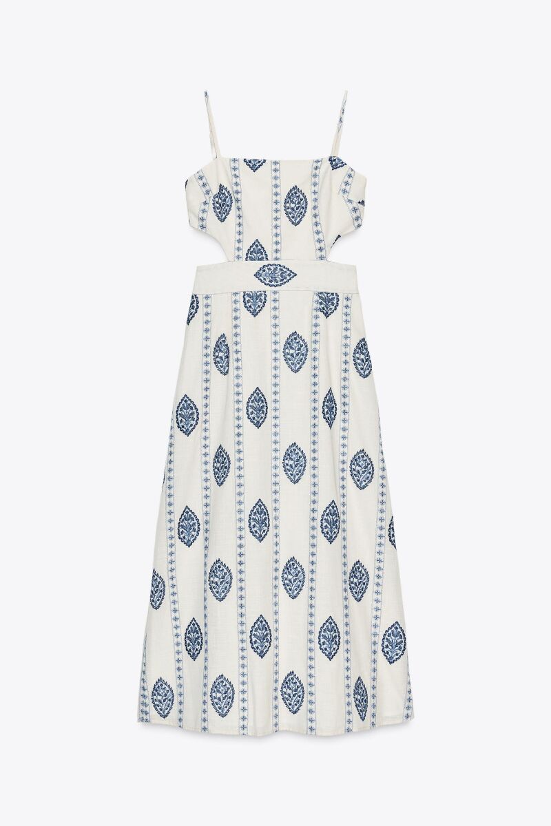 Vestido bordado.