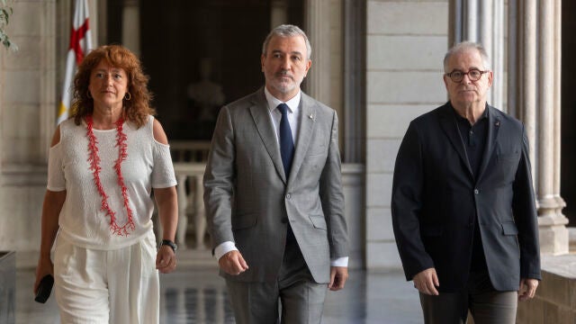 Collboni avisa a Airbnb que tomará medidas si no cumple la ley ante pisos sin licencia