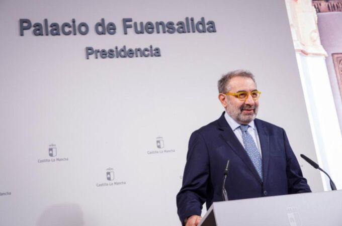 El consejero de Sanidad, Jesús Fernández Sanz.
