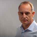 ¿Cómo invertir con un sueldo de 1.000 a 1.500 euros?: un experto en bolsa señala la mejor manera