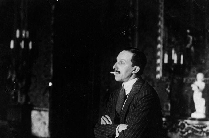 Alfonso XIII reinó desde su nacimiento hasta la proclamación de la Segunda República, en 1931