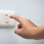 El aparato que debes tener para ahorrar con tu factura de la luz: sólo cuesta diez euros