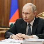 Russian President Putin meets with Rostec CEO Chemezov in Moscow