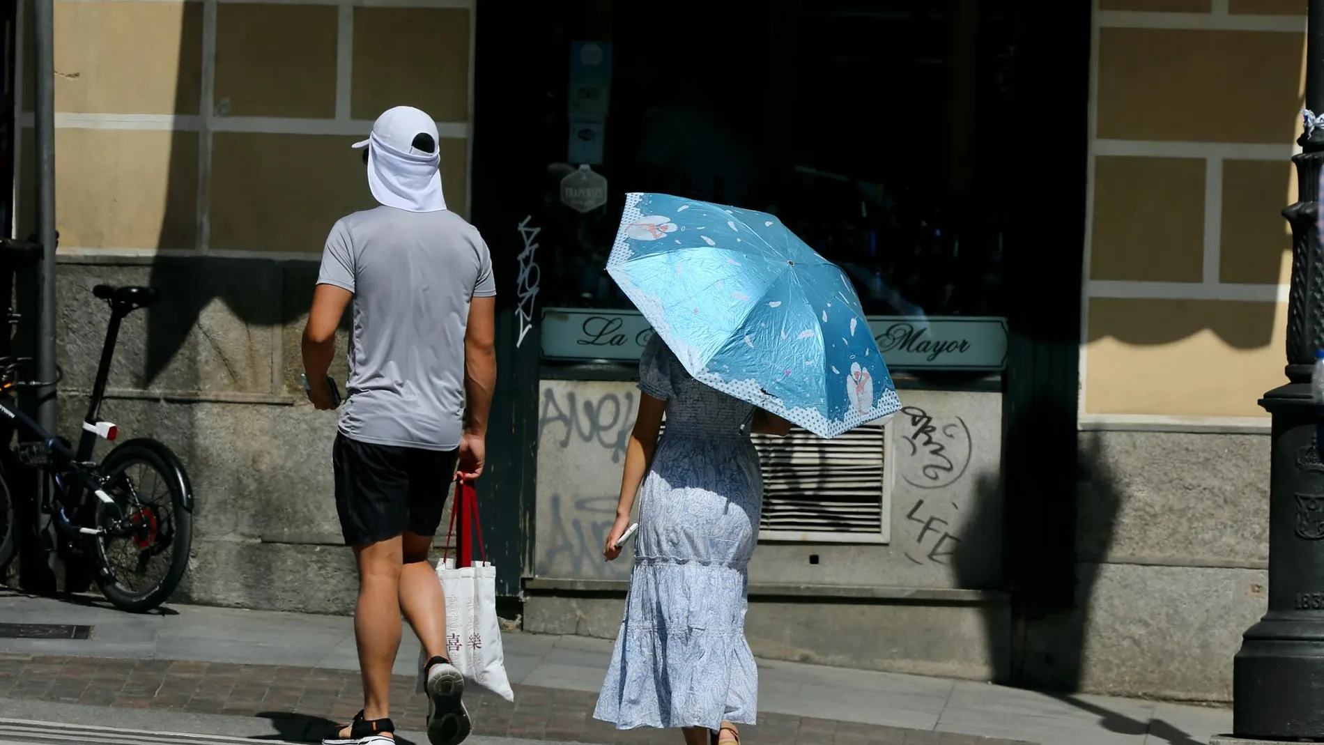MURCIA.-Más de la mitad de España está hoy en aviso por tormentas y calor, con nivel naranja en Andalucía, Murcia o Valencia