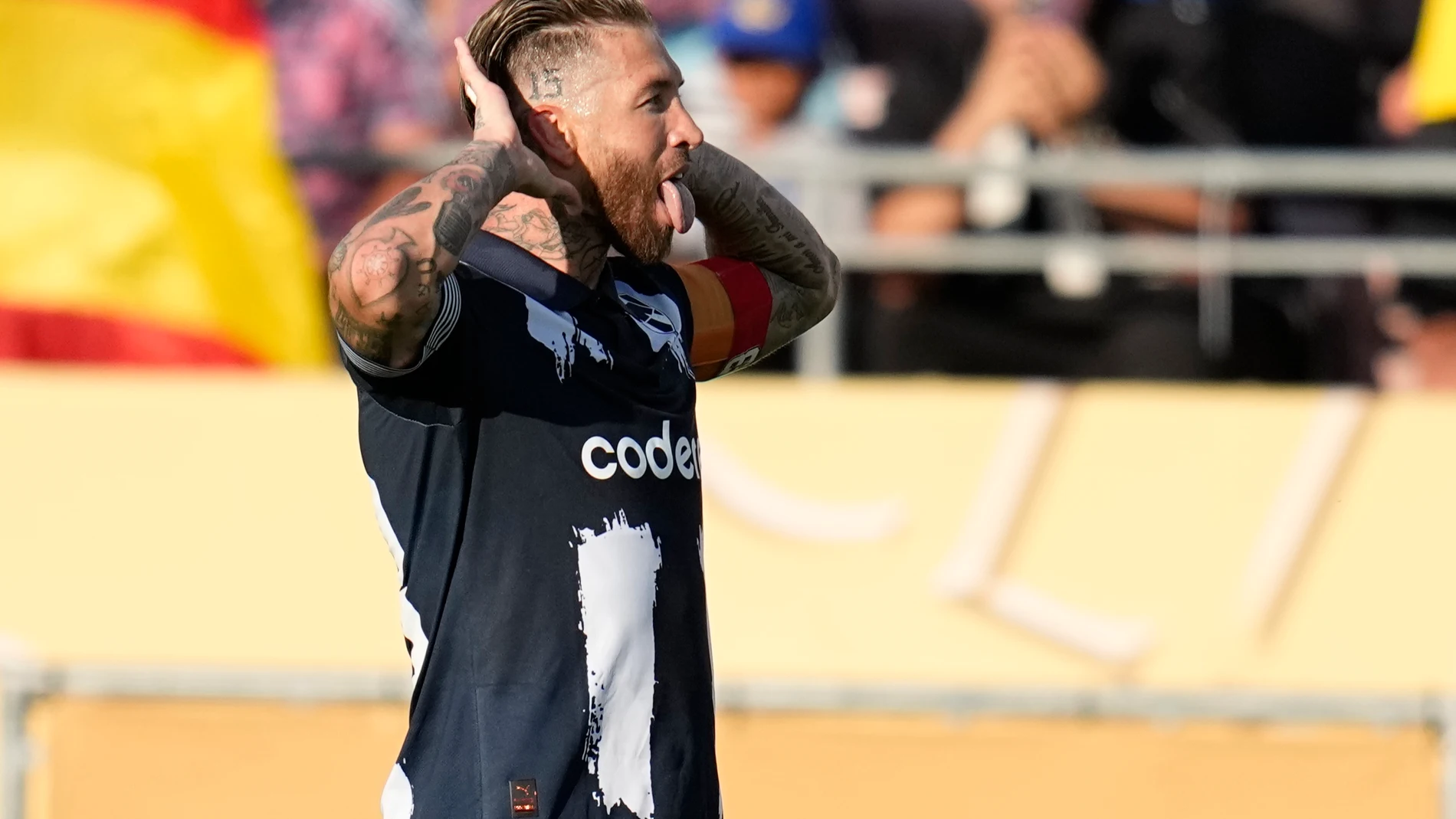 Monterrey's Sergio Ramos celebrates after scoring the opening goal against Inter Milan during the Club World Cup group E soccer match between CF Monterrey and Inter Milan in Pasadena, Calif., Tuesday, June 17, 2025. (AP Photo/Gregory Bull)