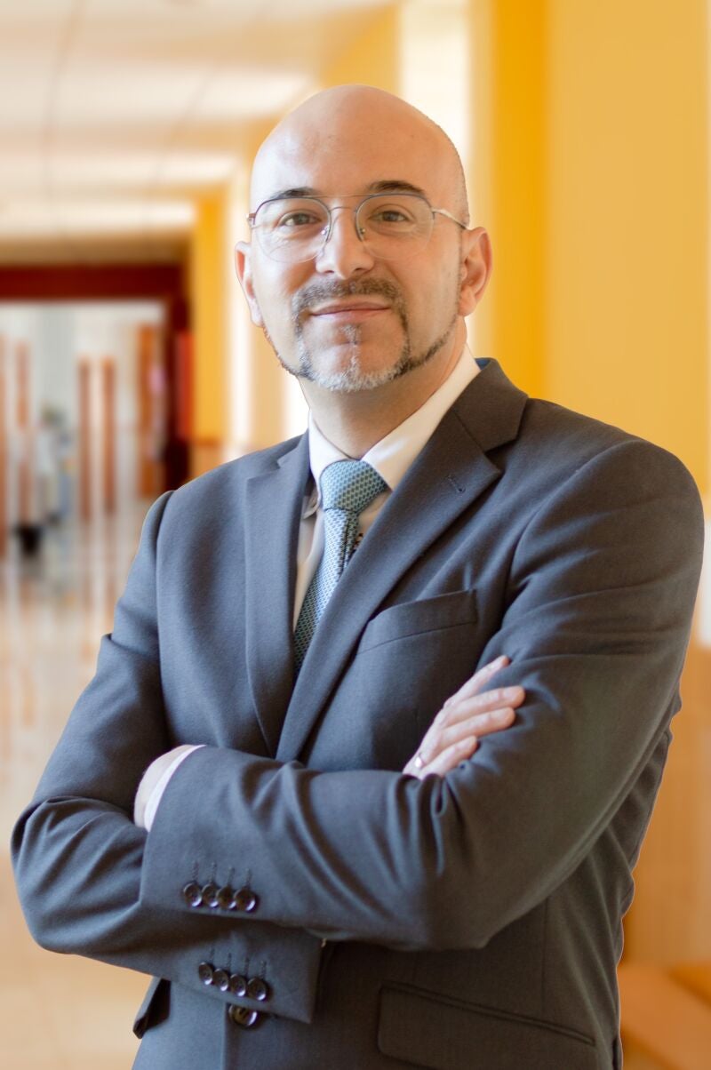 El decano Diego Vergara