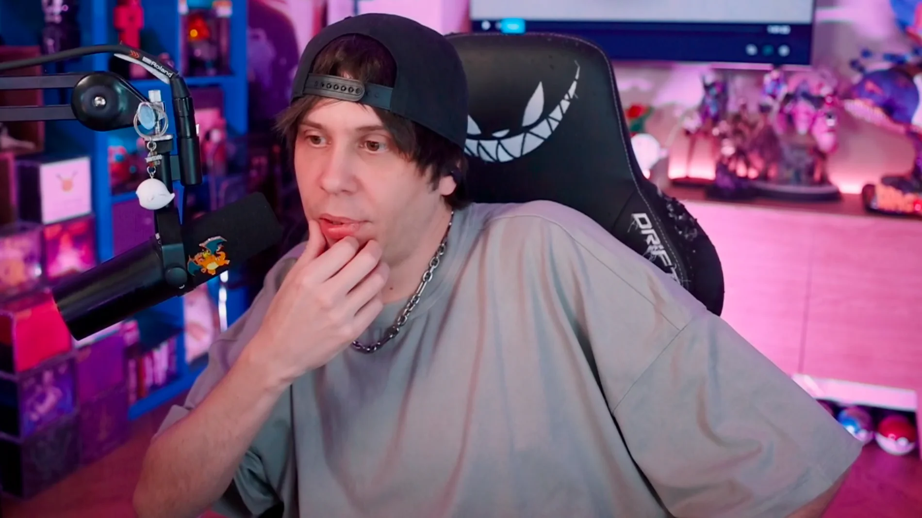 Rubius advierte sobre un intento de estafa relacionado con su persona: "Me han llegado mensajes de familiares"
